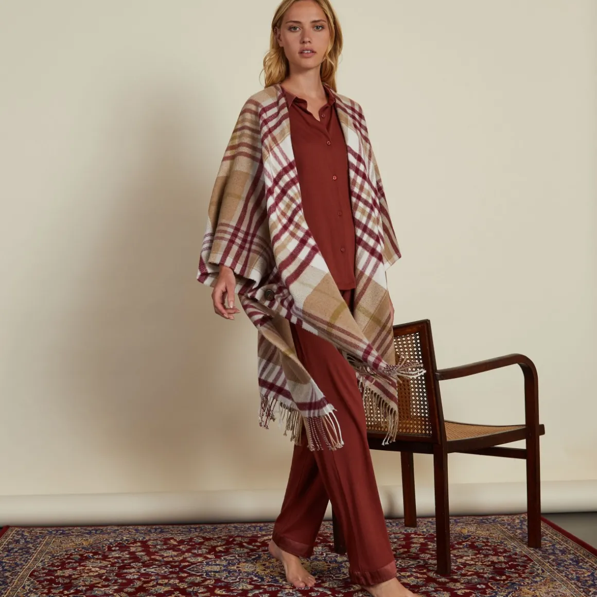 Yves Delorme Poncho Carreaux- Ponchos|Homewear & Loungewear