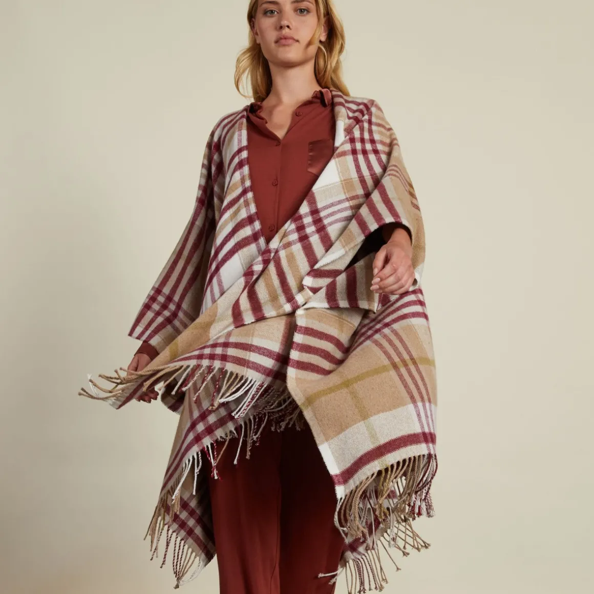 Yves Delorme Poncho Carreaux- Ponchos|Homewear & Loungewear